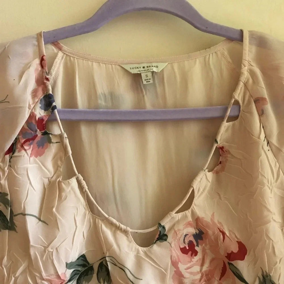 Lucky Brand Floral Top - Picture 4 of 6